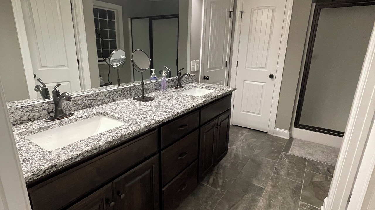 Photo of Bathroom in Shelbyville