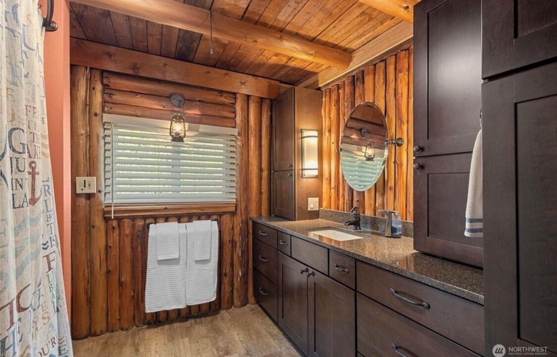 Photo of Bathroom in Sedro-Woolley