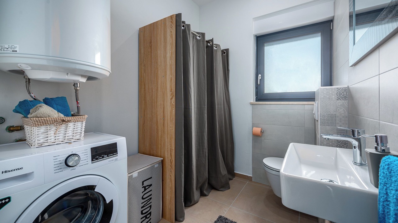 Photo of Bathroom in Mali Vareski