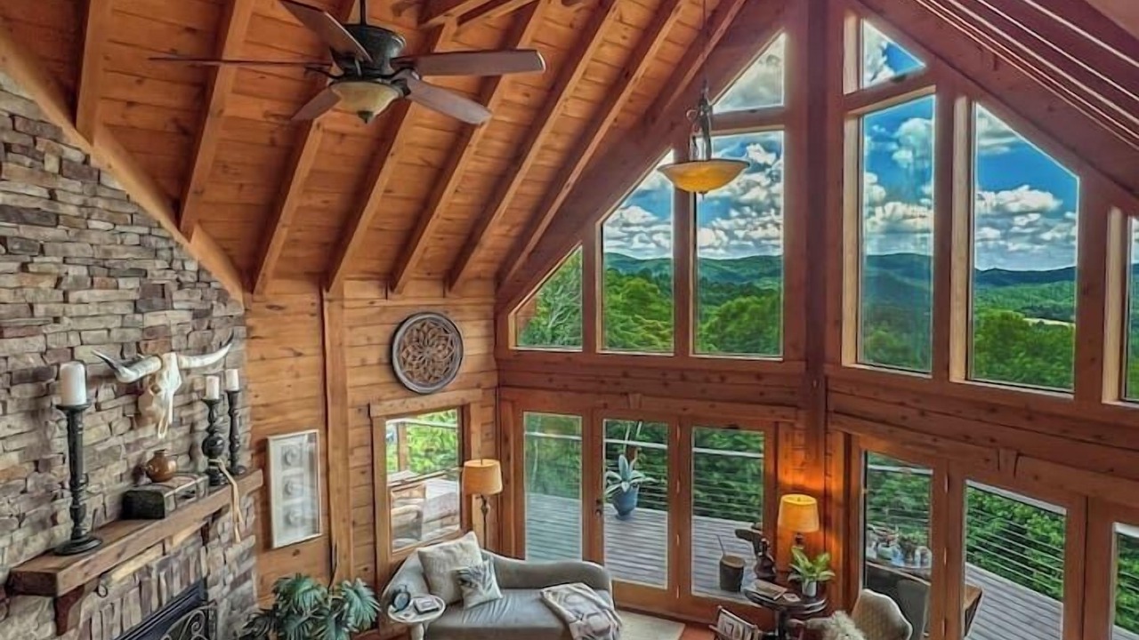 Photo of Livingroom in Wilkes County