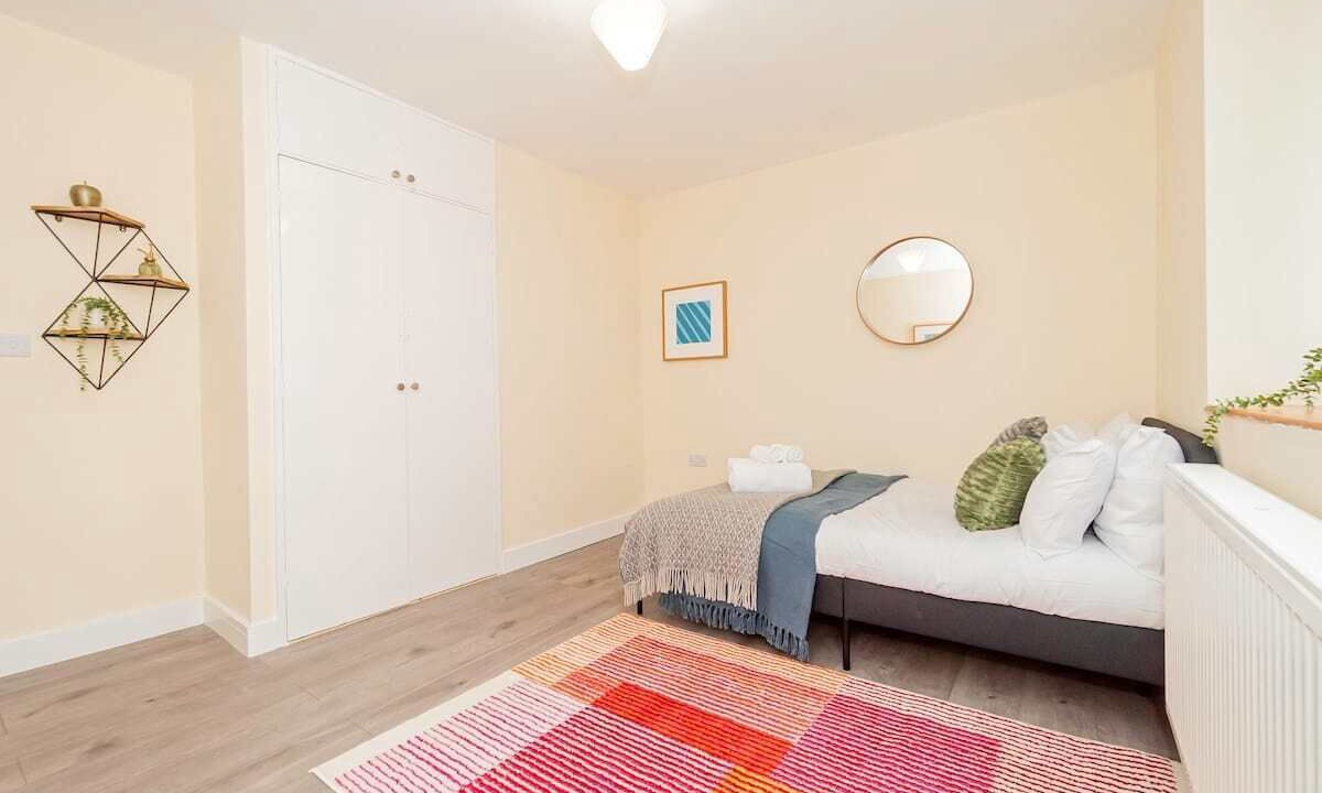 Photo of Bedroom in Oxford