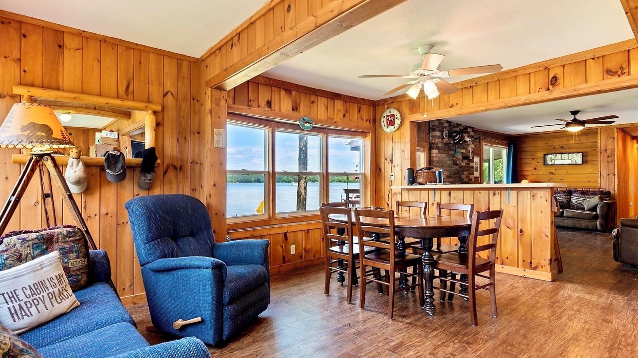 Photo of Livingroom in Ossipee