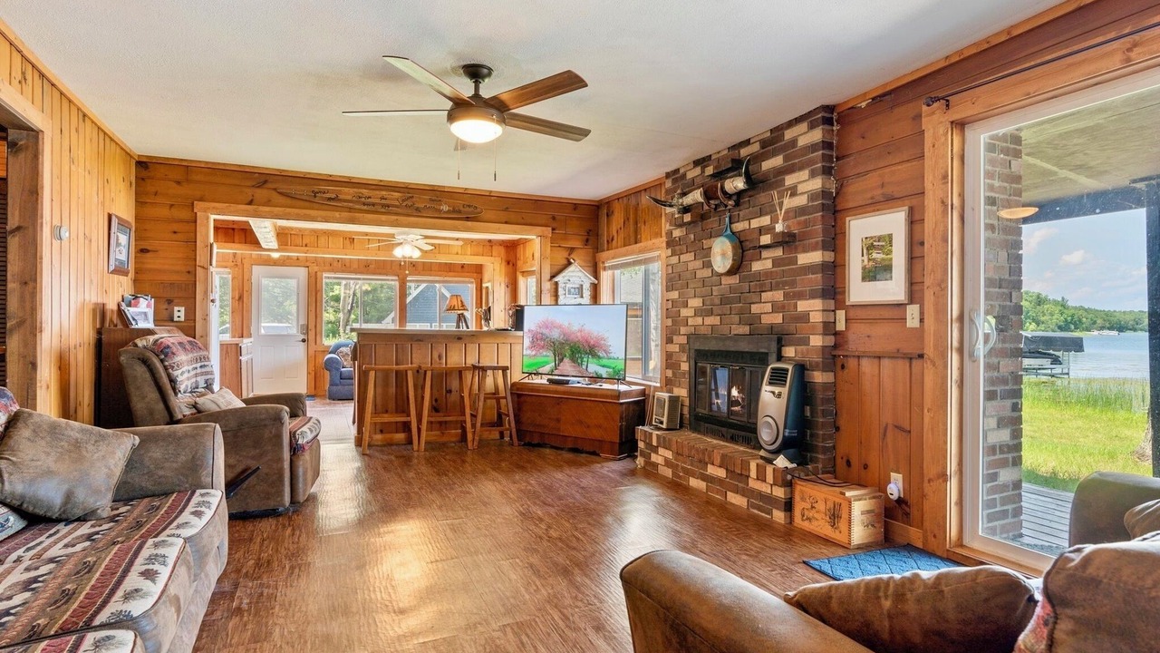 Photo of Livingroom in Ossipee