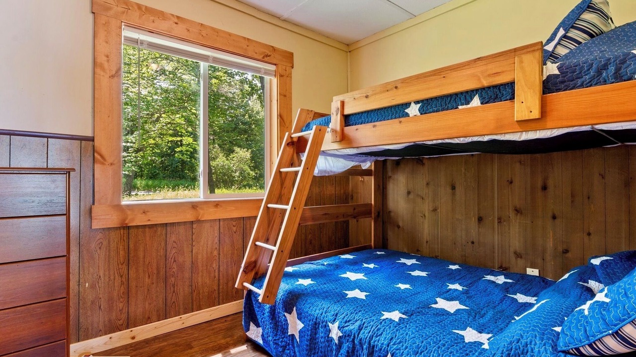 Photo of Bedroom in Ossipee