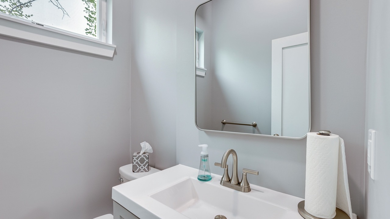 Photo of Bathroom in Higgins Lake