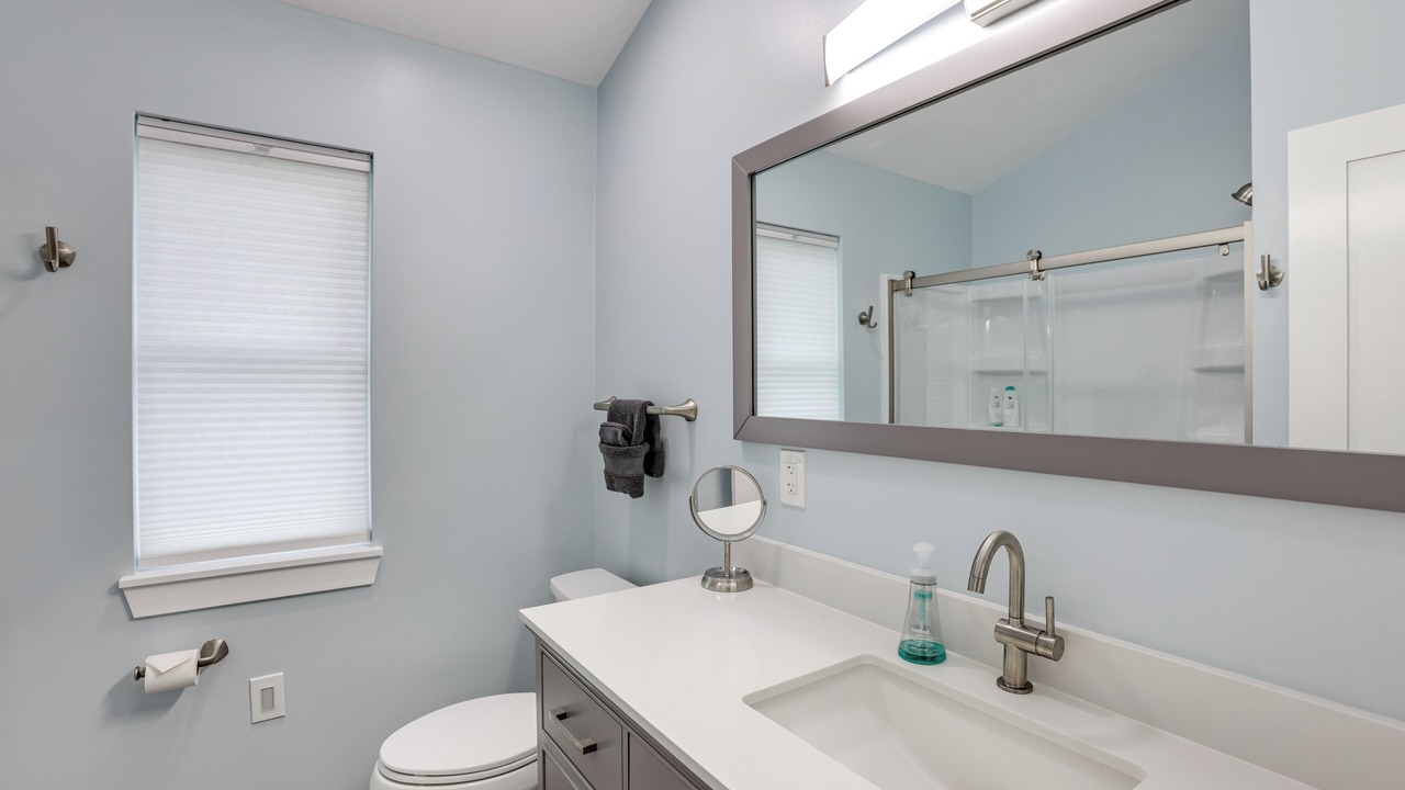 Photo of Bathroom in Higgins Lake