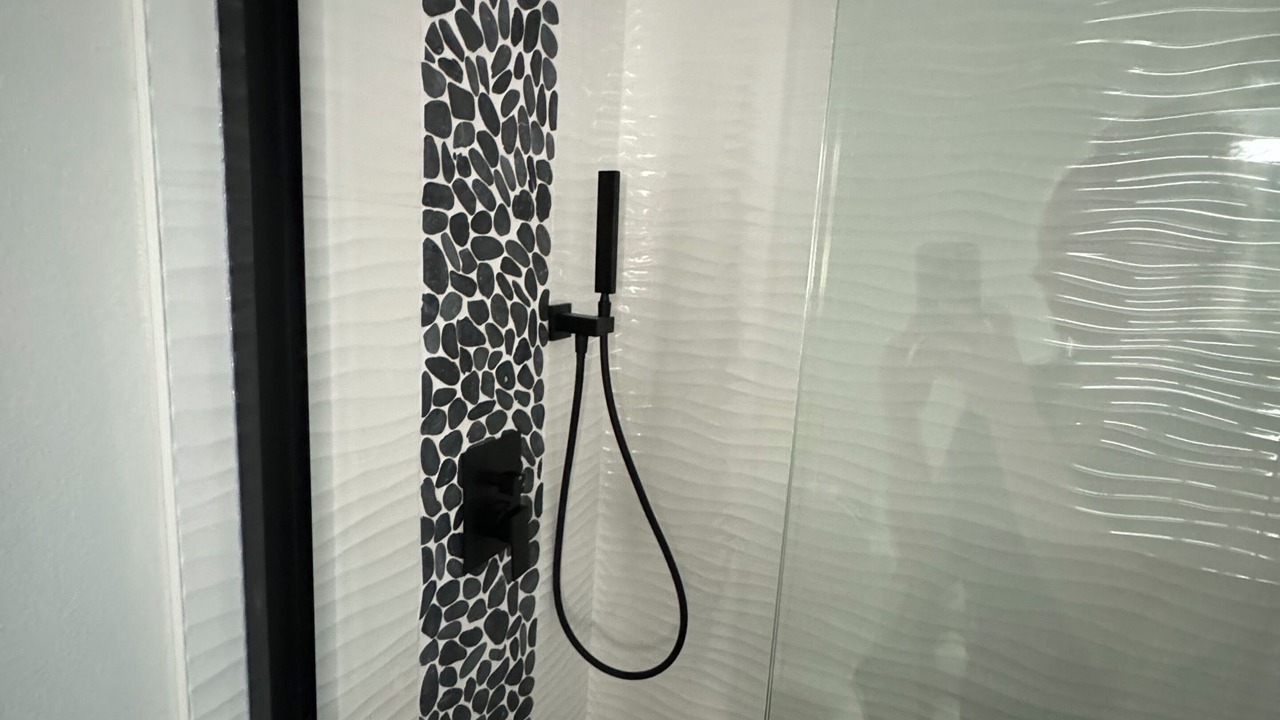 Photo of Bathroom in Francolin Place