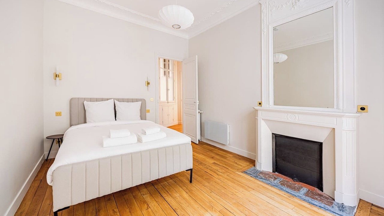 Photo of Bedroom in Porte-Dauphine