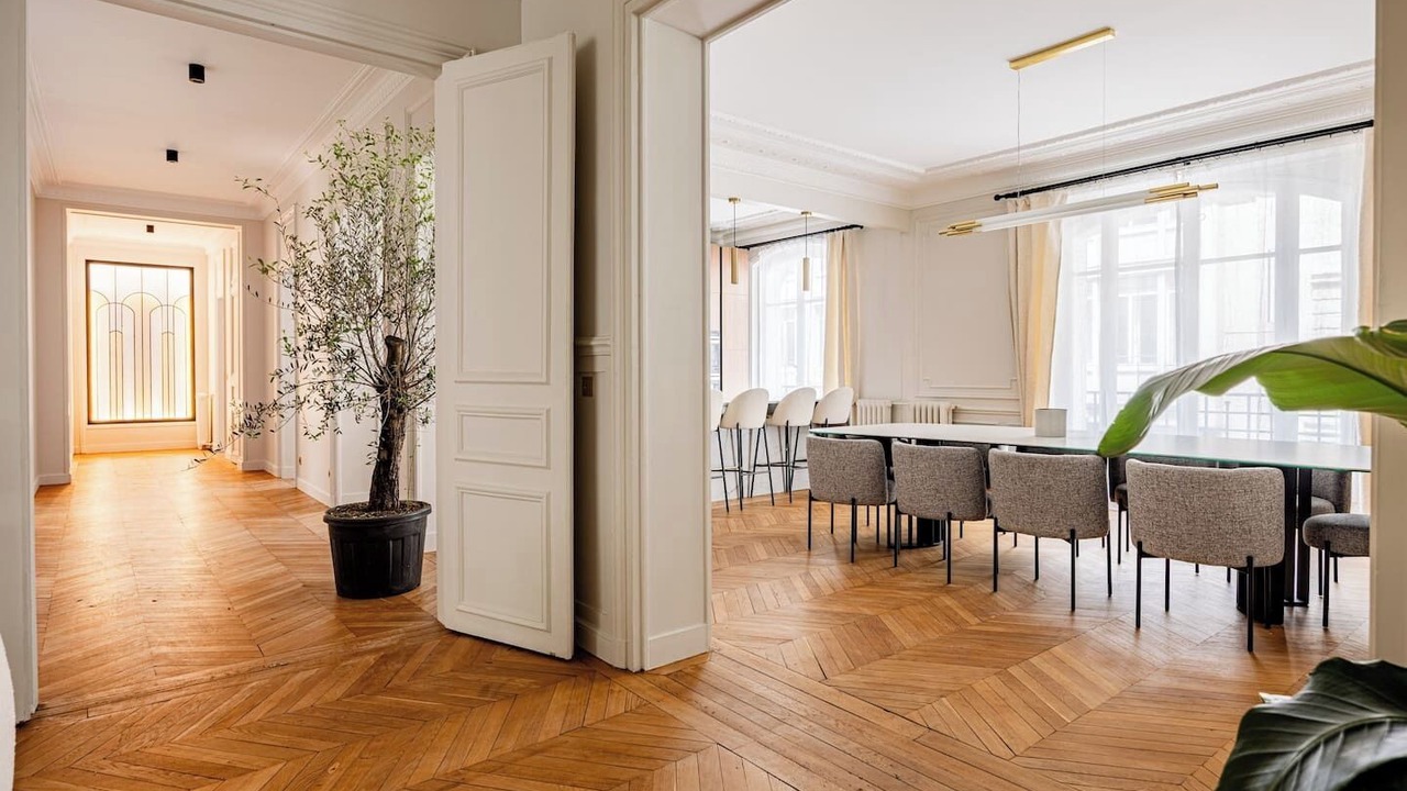 Photo of Others in Porte-Dauphine