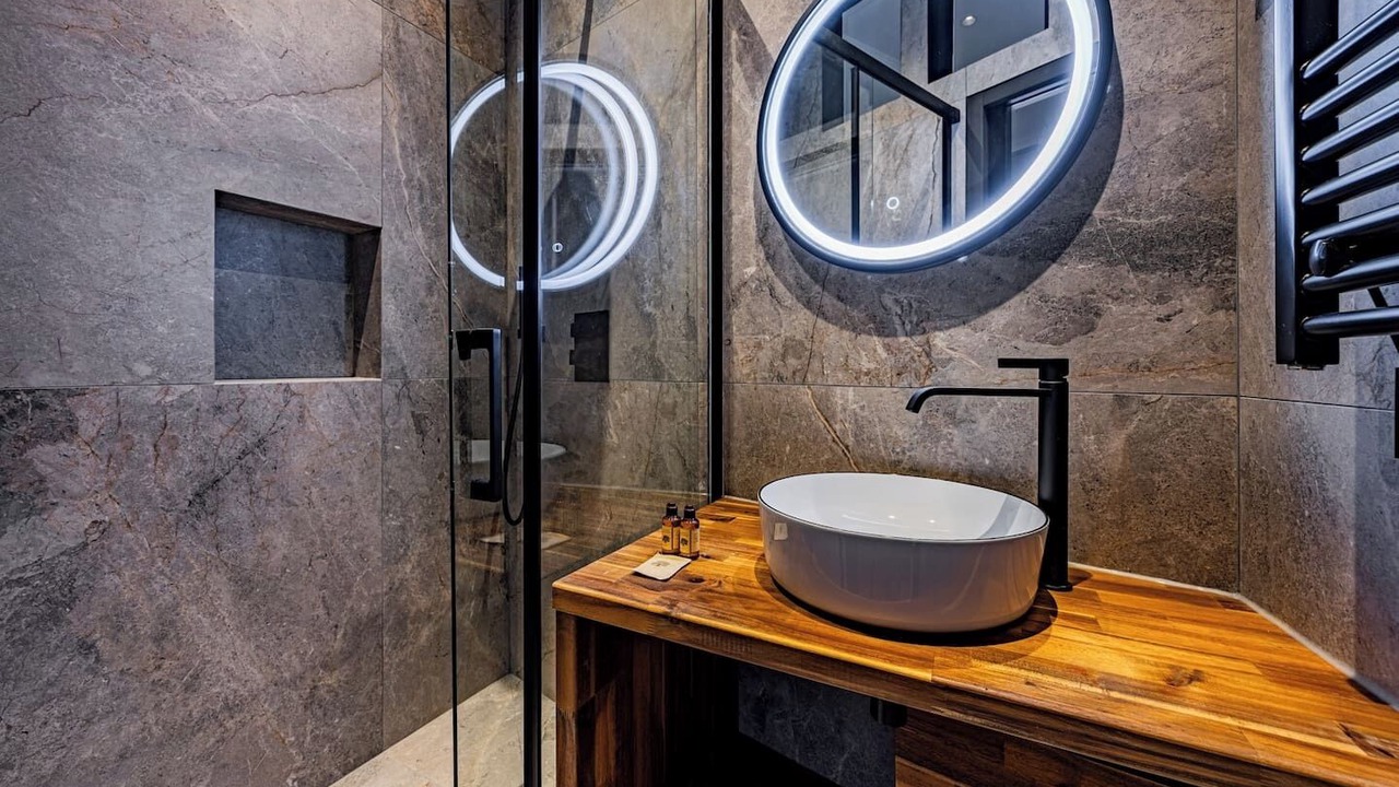 Photo of Bathroom in Porte-Dauphine