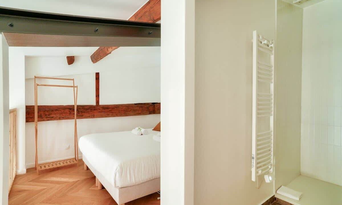 Photo of Bedroom in Quartier Saint-Ambroise