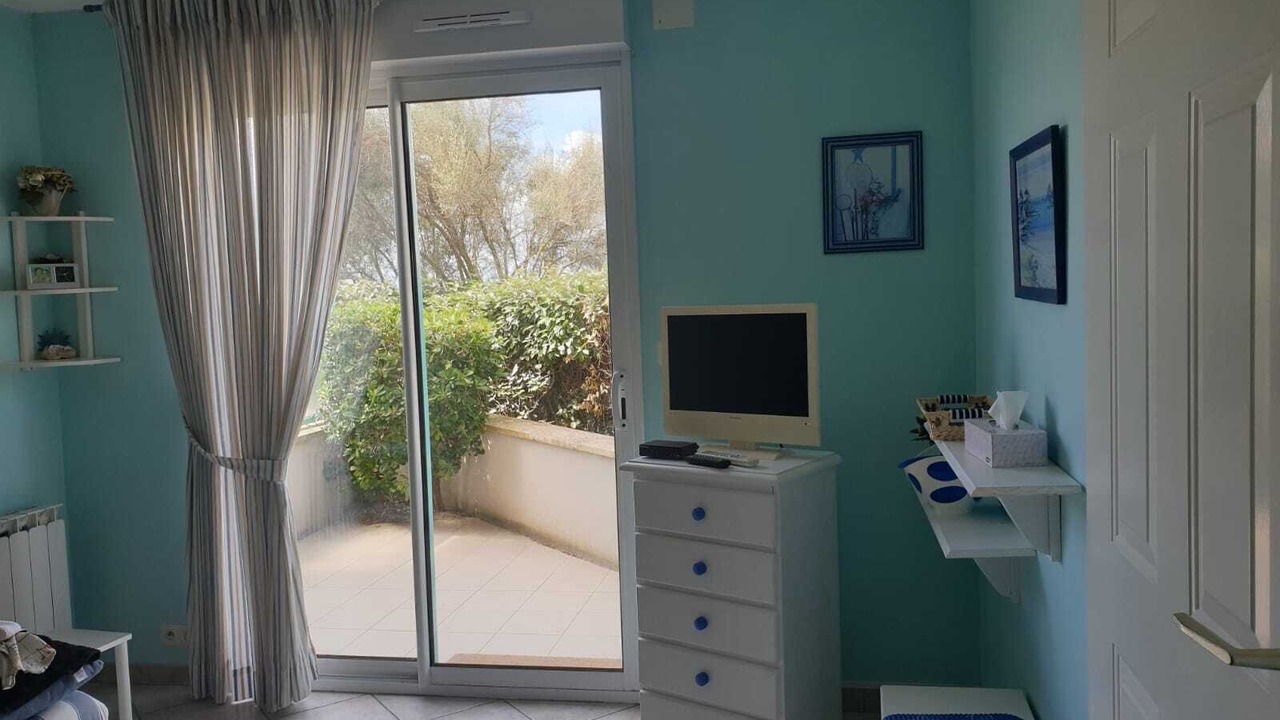 Photo of Livingroom in Port District