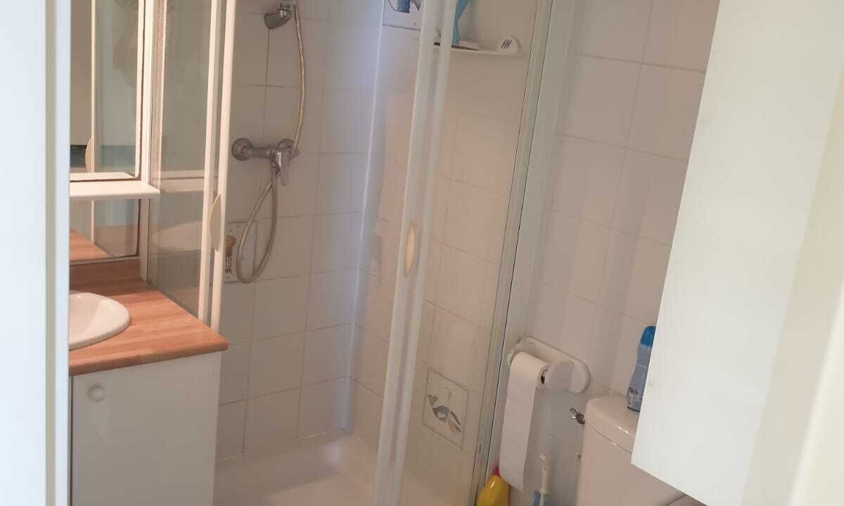 Photo of Bathroom in Port District