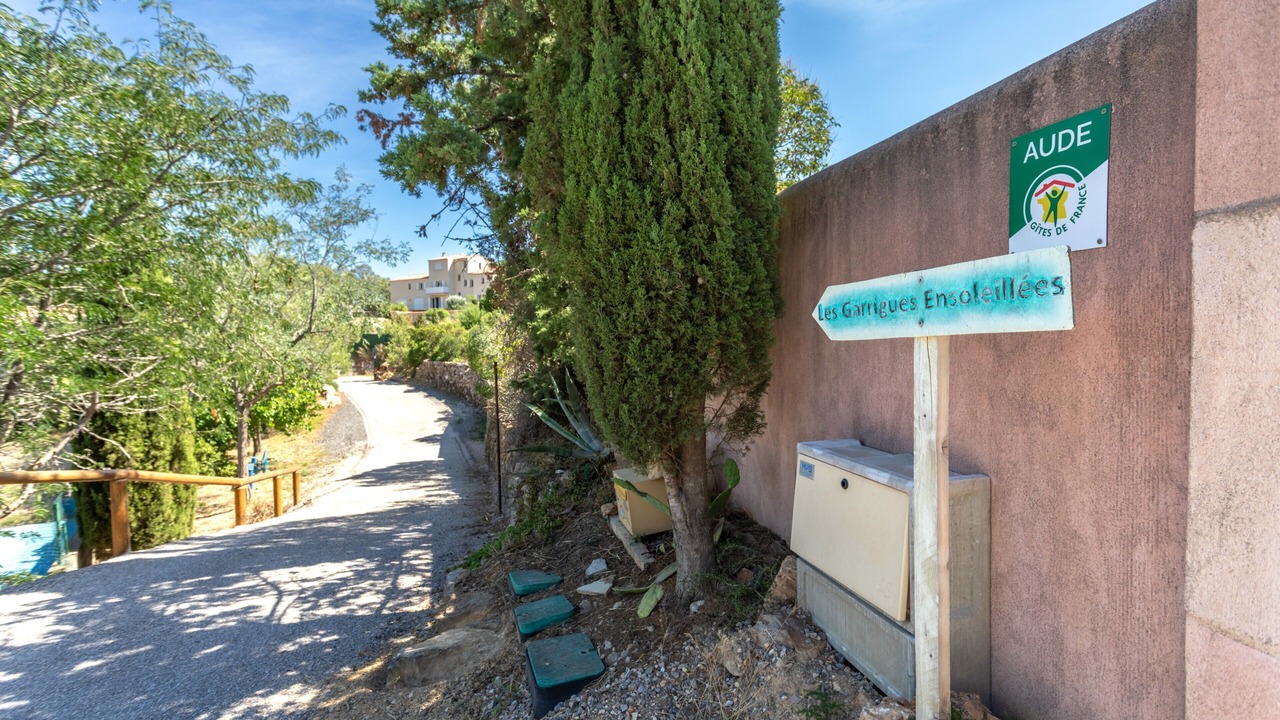 Photo of Outdoor in Treilles