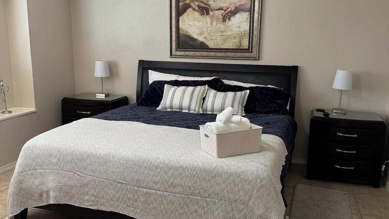 Photo of Bedroom in Biggs Field