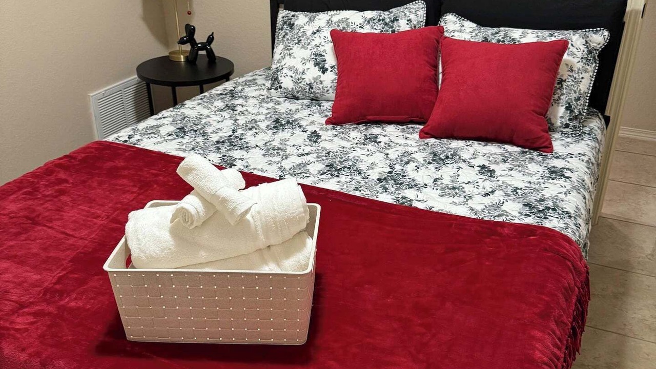 Photo of Bedroom in Biggs Field