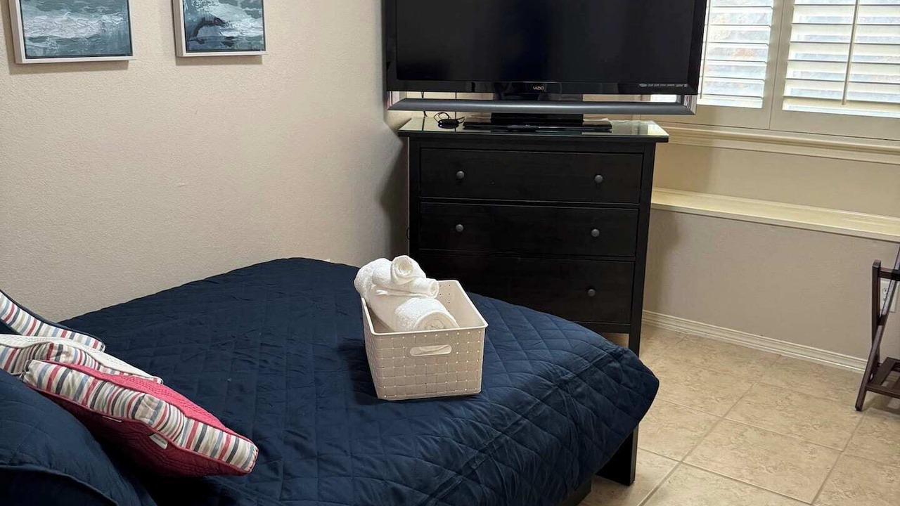 Photo of Bedroom in Biggs Field