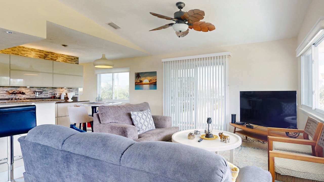 Photo of Livingroom in Bethune Beach