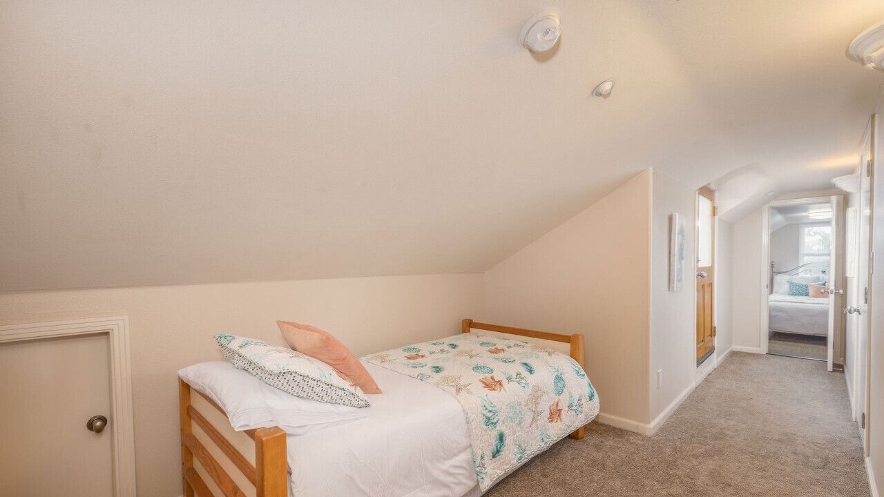 Photo of Bedroom in El Granada