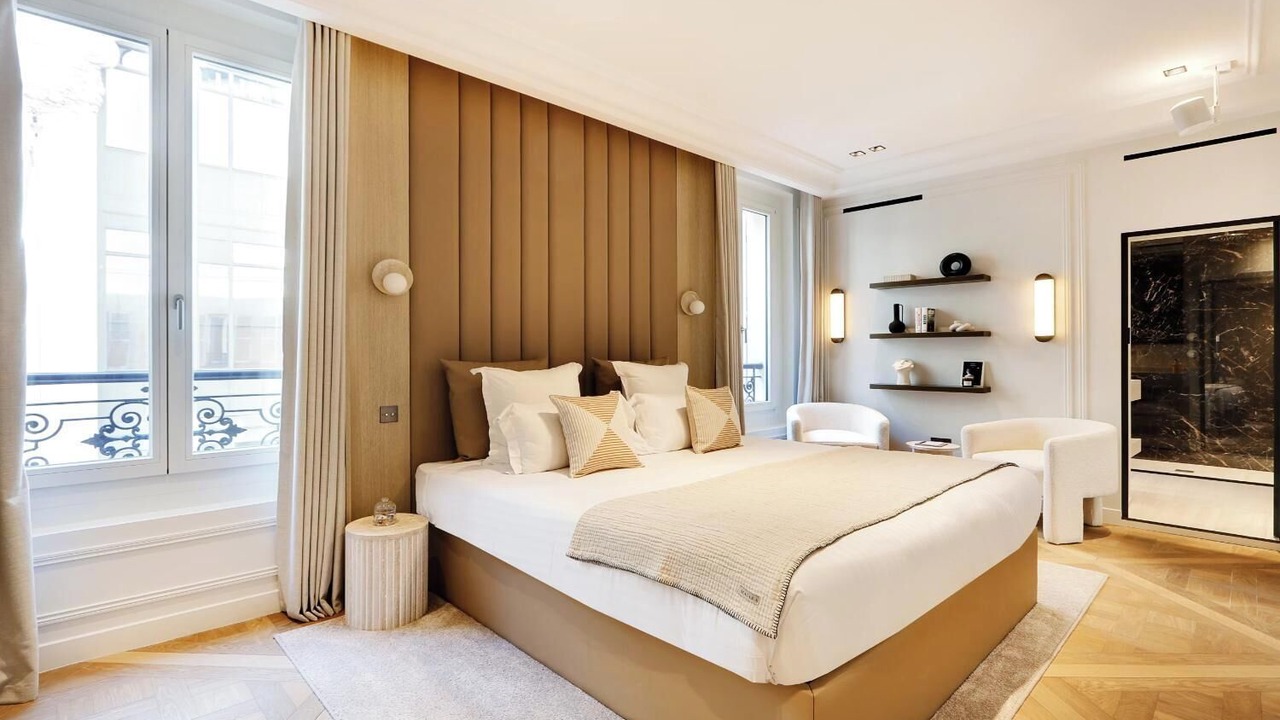 Photo of Bedroom in Notre Dame