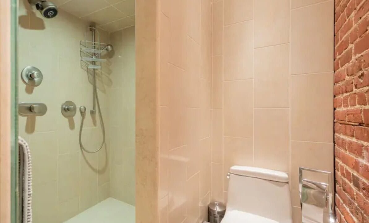 Photo of Bathroom in Plateau Mont Royal