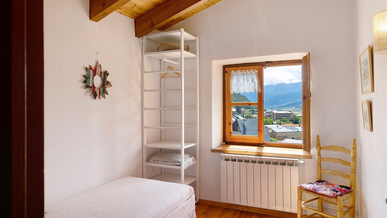 Photo of Bedroom in Prullans