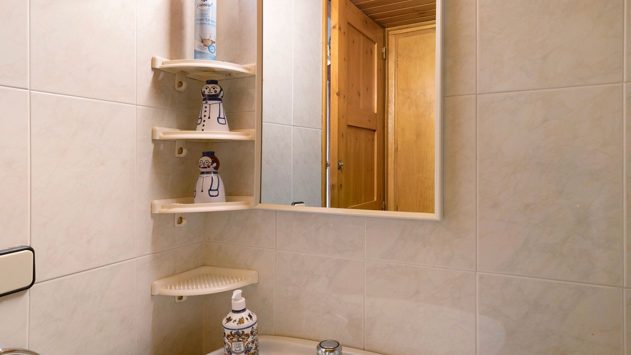 Photo of Bathroom in Prullans