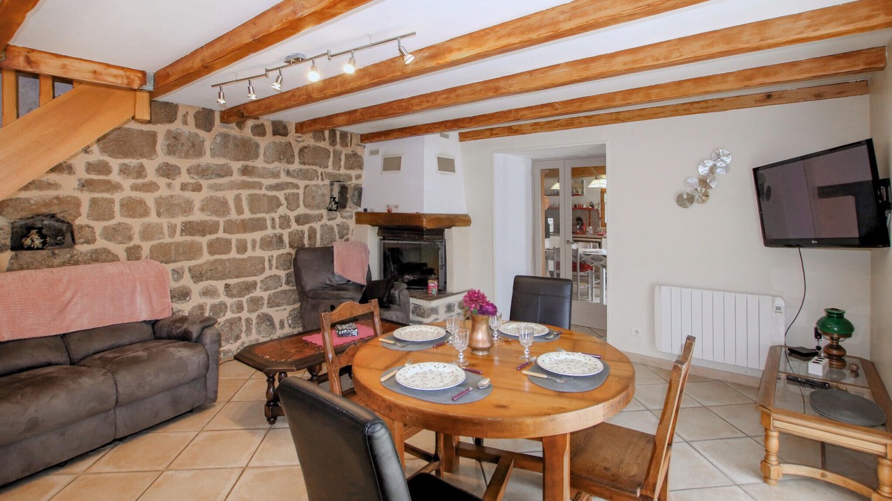 Photo of Bedroom in Saint-Pierre-de-Colombier