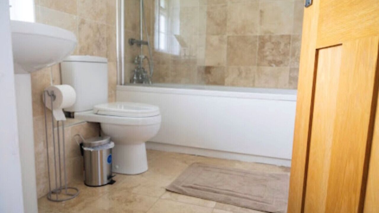 Photo of Bathroom in Manningford Bruce