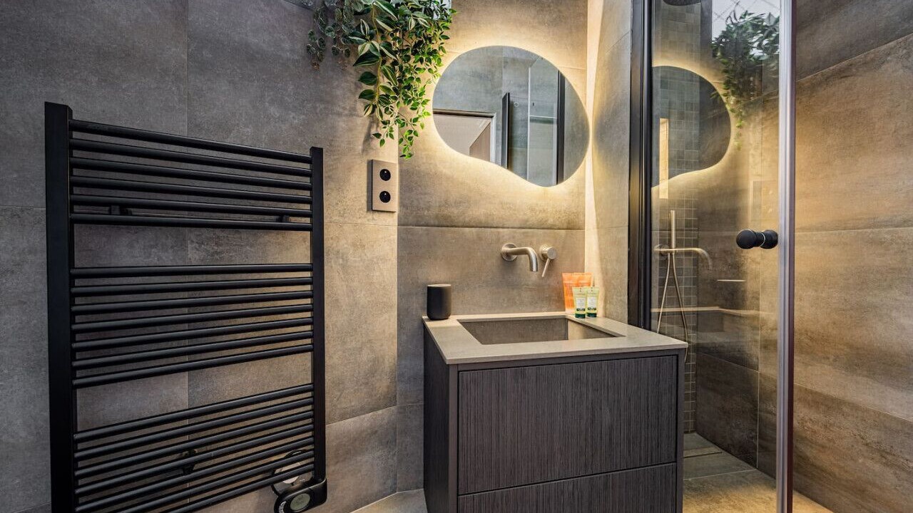 Photo of Bathroom in 8th Arrondissement