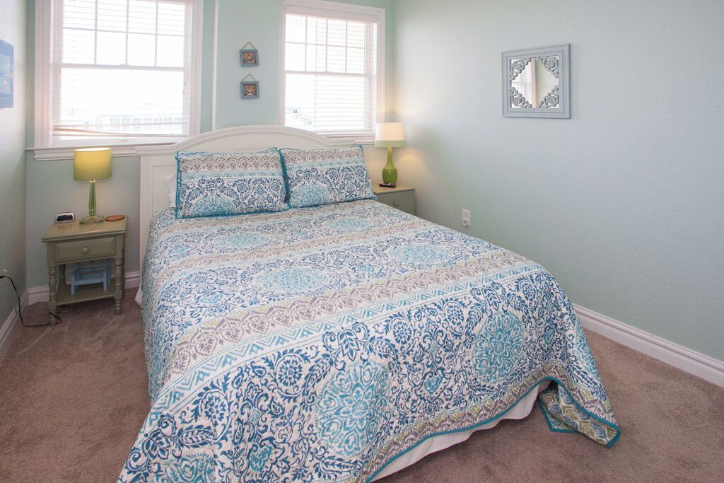 Photo of Bedroom in Sandbridge