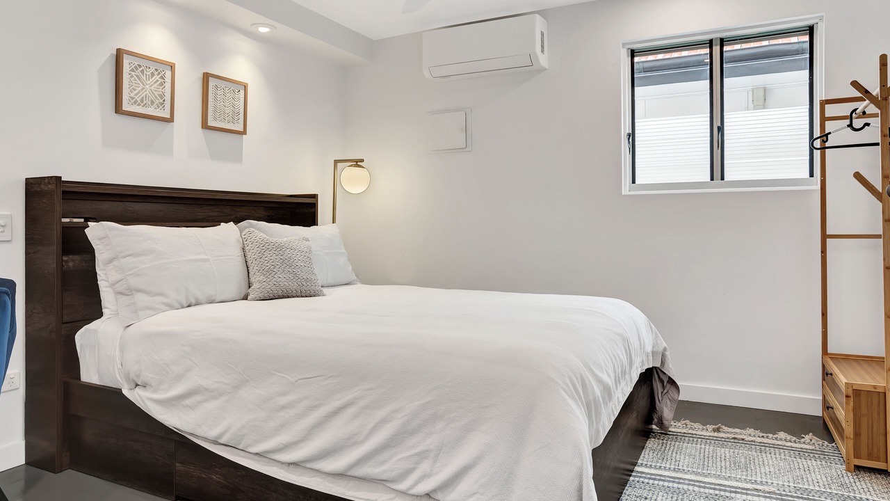 Photo of Bedroom in Graceville