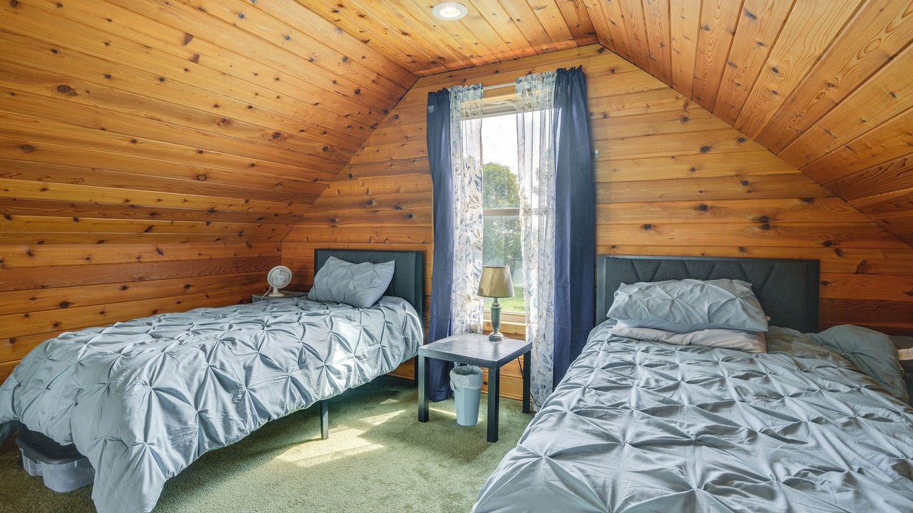 Photo of Bedroom in Three Mile Bay