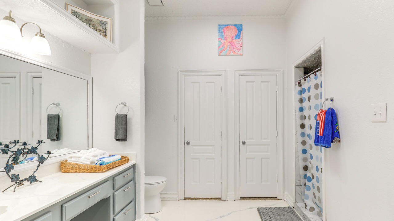 Photo of Bathroom in Ederville