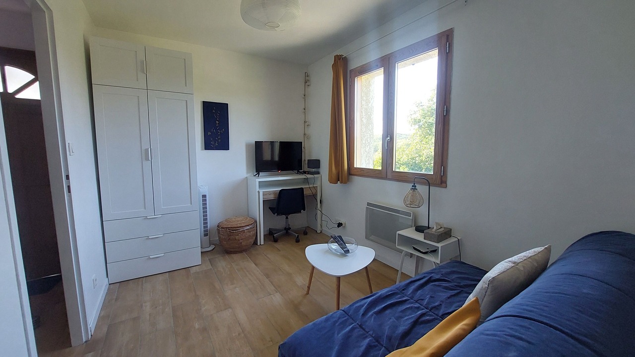 Photo of Bedroom in Aureville