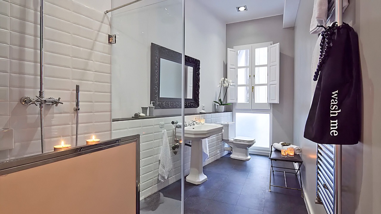 Photo of Bathroom in Eixample
