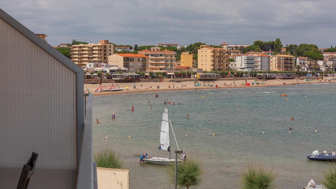 Photo of Others in L'Escala