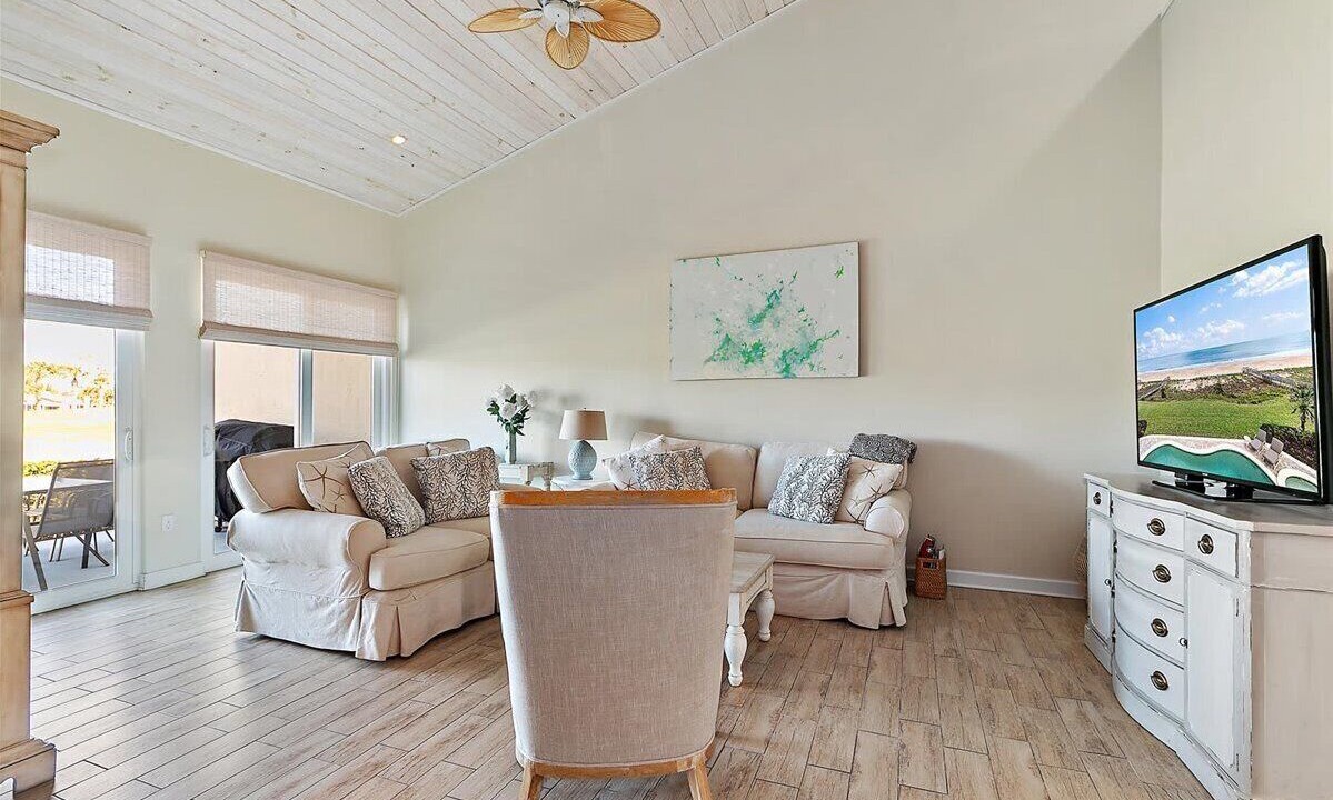 Photo of Livingroom in Sawgrass