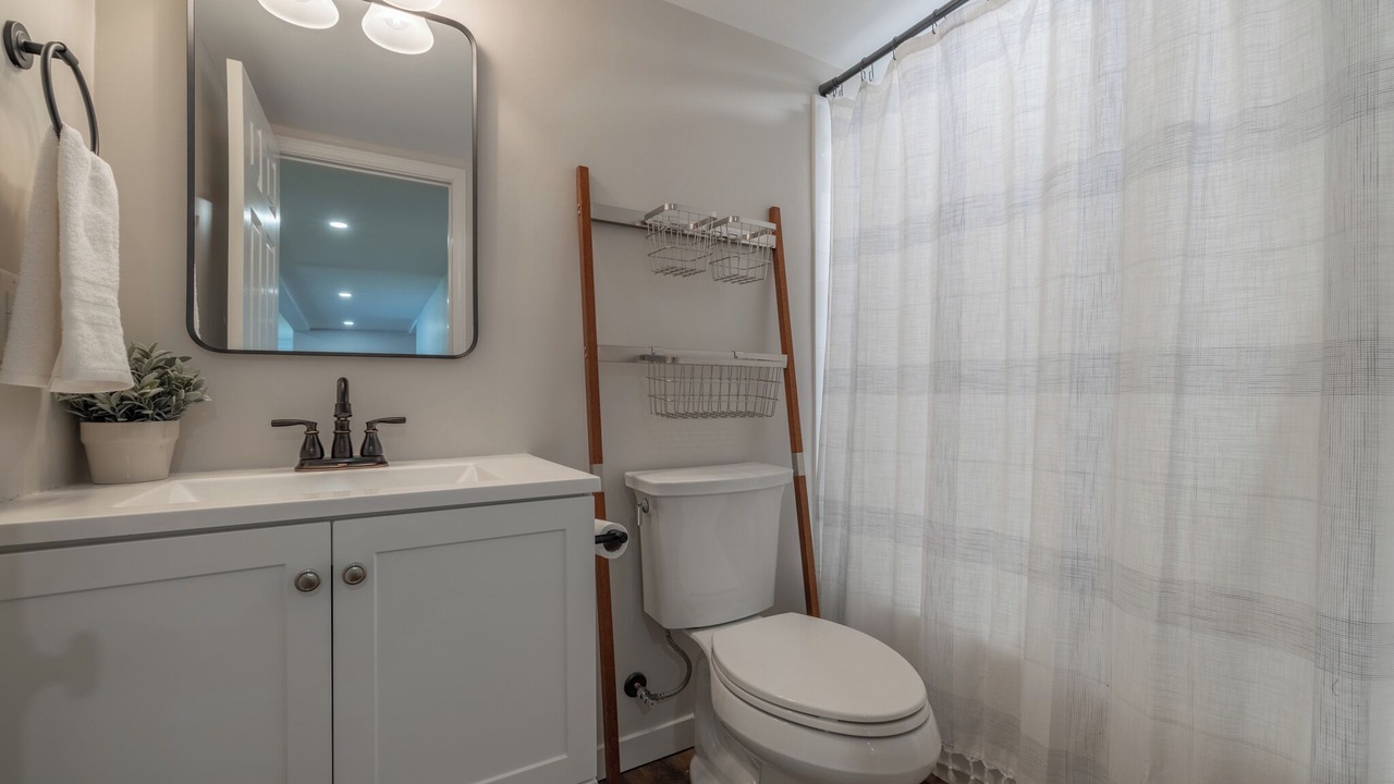 Photo of Bathroom in Innsbrook