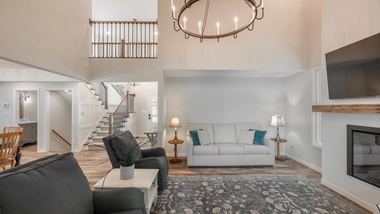Photo of Livingroom in Innsbrook