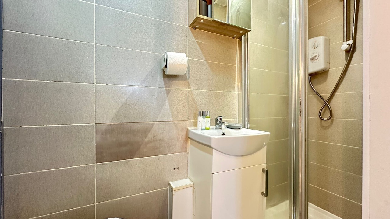 Photo of Bathroom in Kensal Green