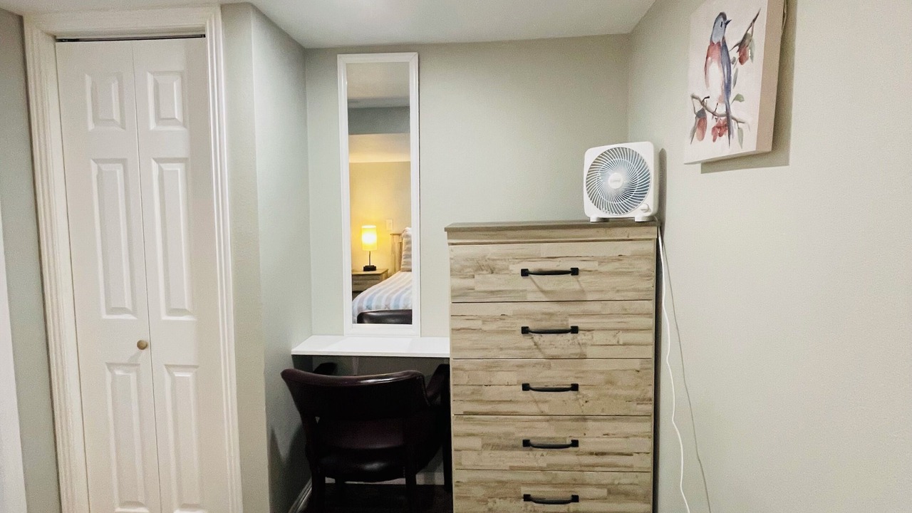 Photo of Bedroom in Garfield