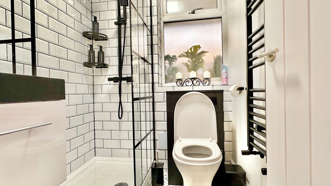 Photo of Others in Clapham