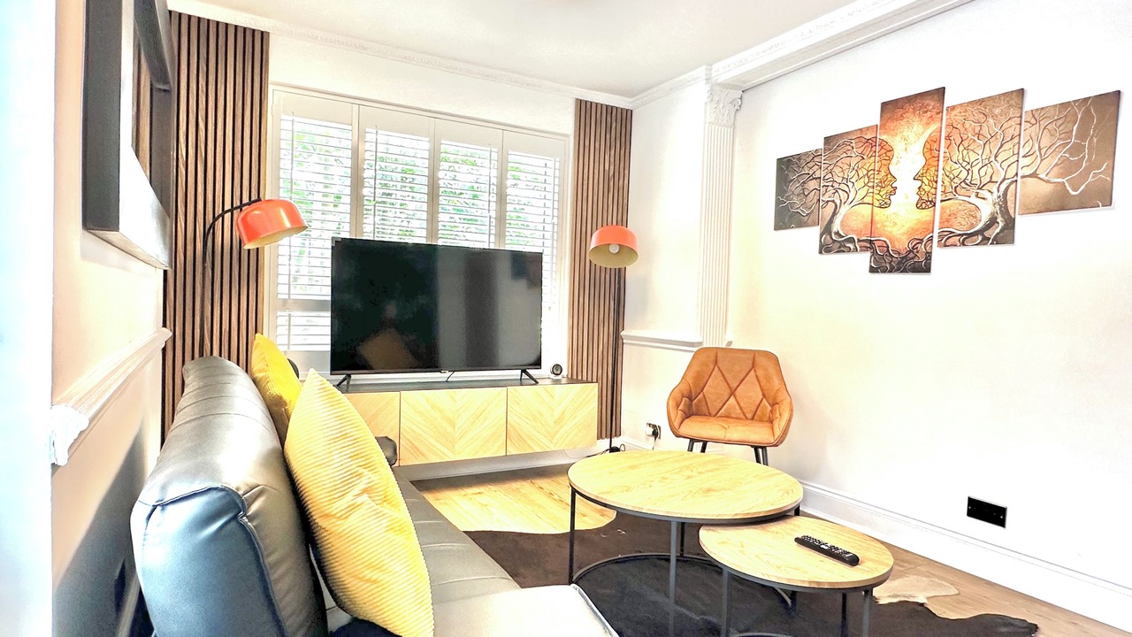 Photo of Others in Clapham