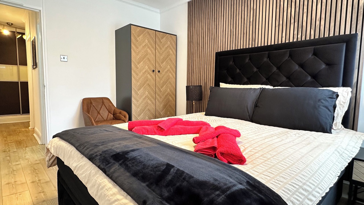 Photo of Others in Clapham