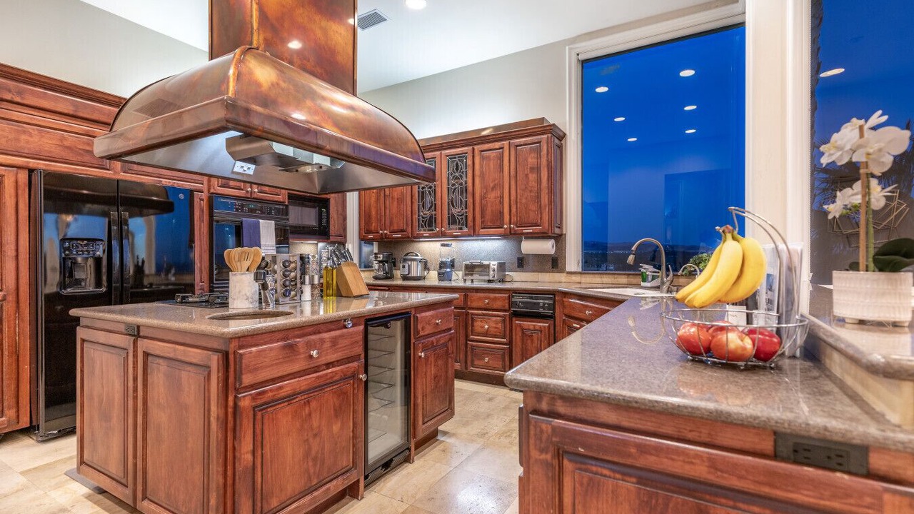 Photo of Kitchen in North Tustin