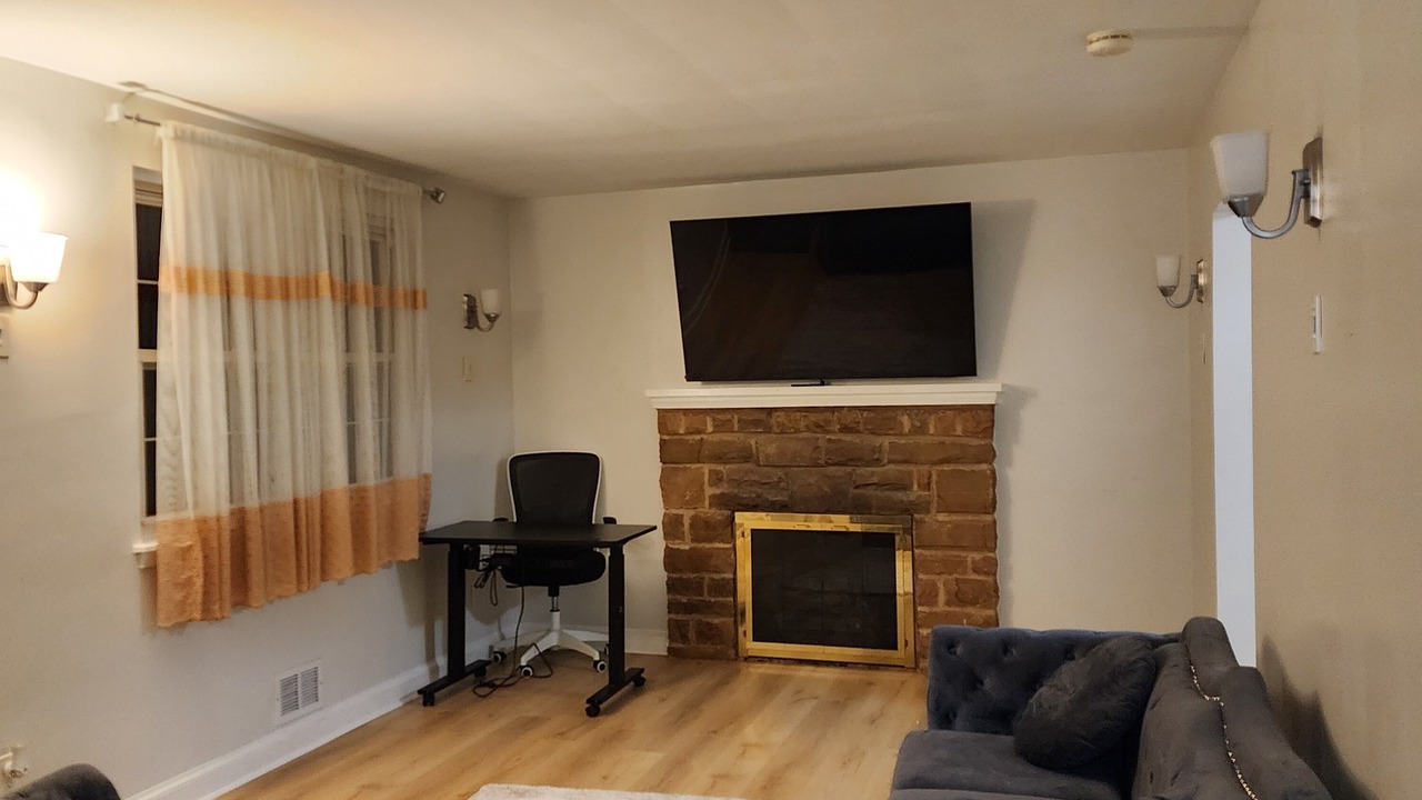 Photo of Livingroom in Silver Spring