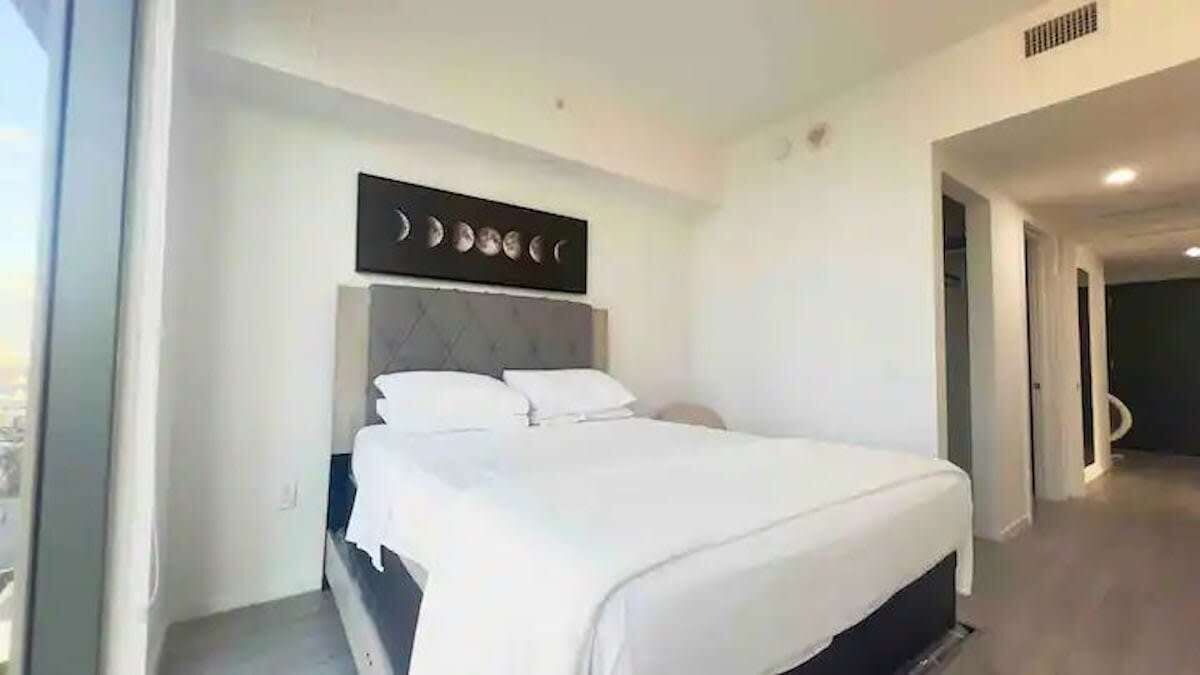 Photo of Bedroom in Civic District
