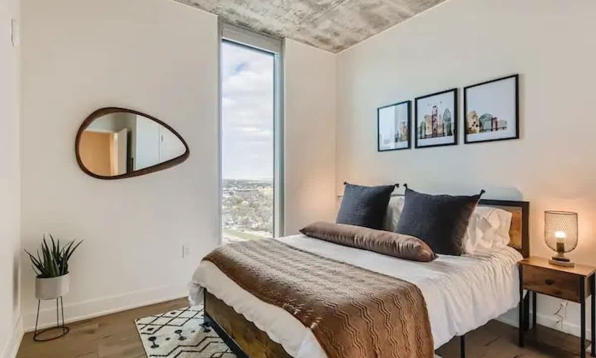 Photo of Bedroom in Civic District