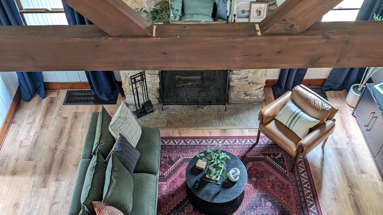Photo of Livingroom in Browns Lake
